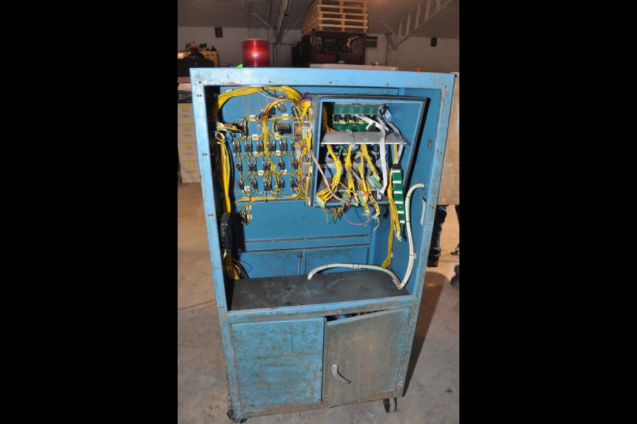 Detailed Pictures of Techmire Multi-slide Hot Chamber Miniature Die Cast Machine DCMP-4975