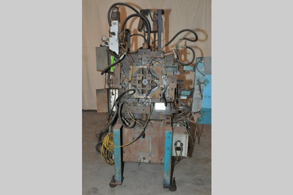 Detailed Pictures of Techmire Multi-slide Hot Chamber Miniature Die Cast Machine DCMP-4977