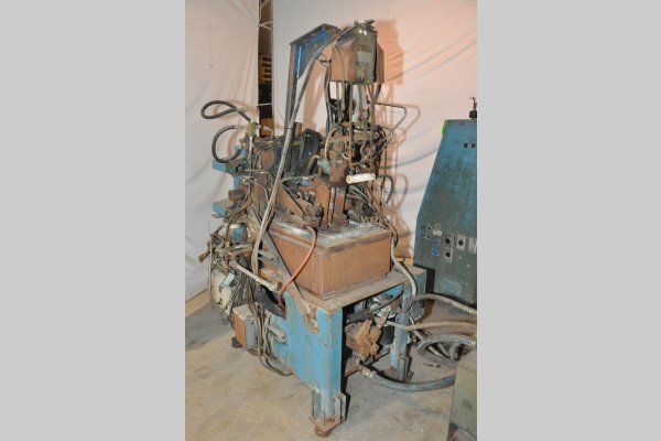 Detailed Pictures of Techmire Multi-slide Hot Chamber Miniature Die Cast Machine DCMP-4977
