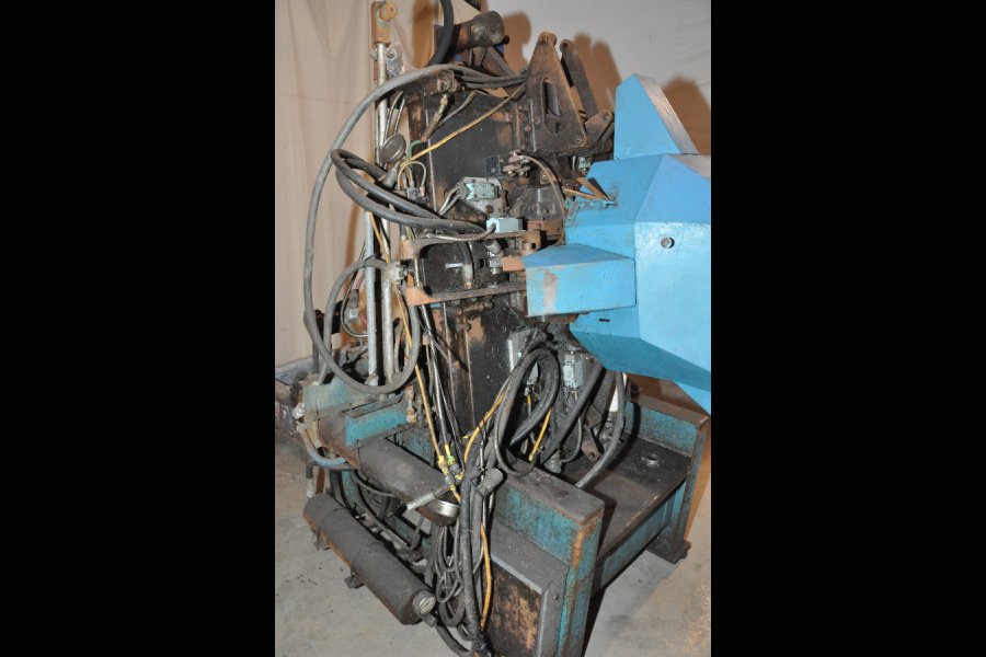 Detailed Pictures of Techmire Multi-slide Hot Chamber Miniature Die Cast Machine DCMP-4979