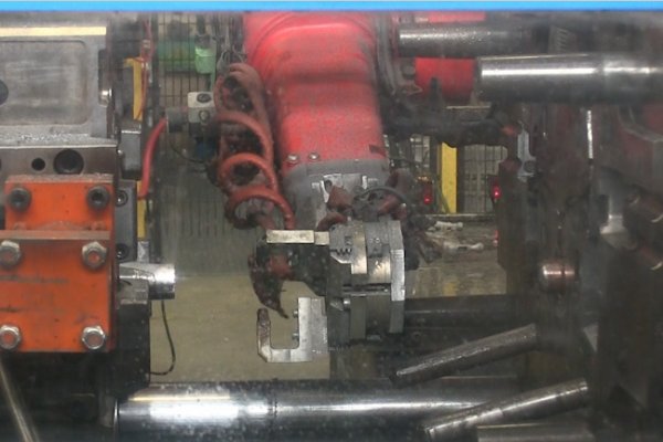 Detailed Pictures of Frech Cold Chamber Die Casting Machine DCMP-4985