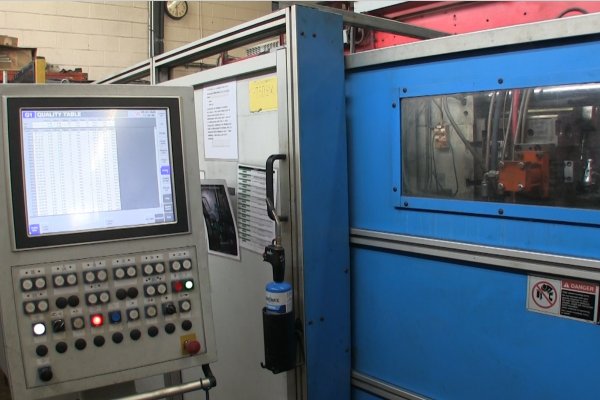 Detailed Pictures of Frech Cold Chamber Die Casting Machine DCMP-4985