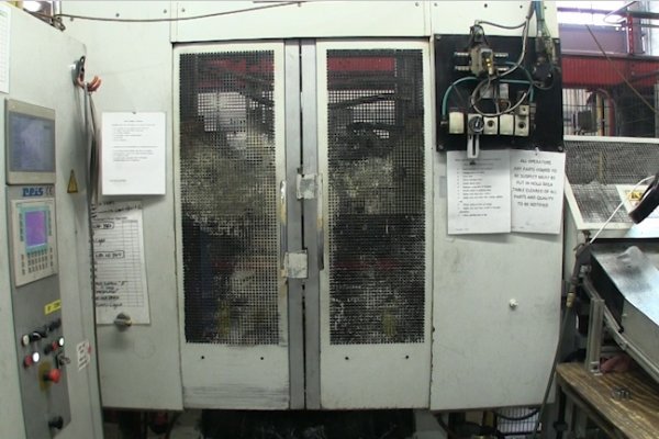 Detailed Pictures of Frech Cold Chamber Die Casting Machine DCMP-4985