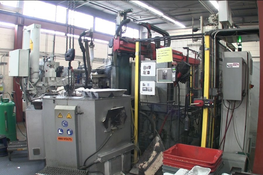 Detailed Pictures of Frech Cold Chamber Die Casting Machine DCMP-4985