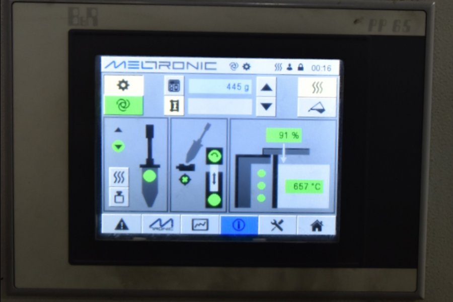Detailed Pictures of Frech Cold Chamber Die Casting Machine DCMP-4985