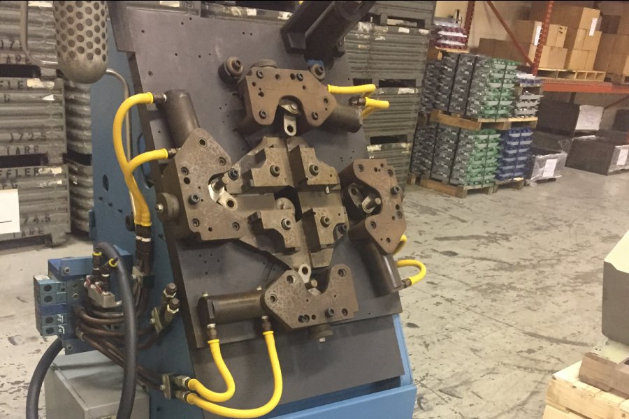 Detailed Pictures of Dynacast Multi-slide Hot Chamber Miniature Die Cast Machine DCMP-5011
