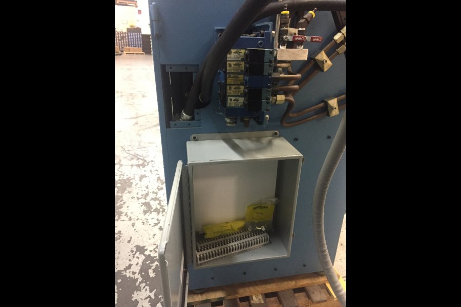 Detailed Pictures of Dynacast Multi-slide Hot Chamber Miniature Die Cast Machine DCMP-5011