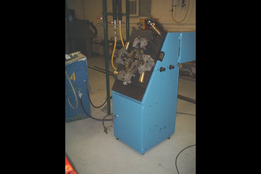 Detailed Pictures of Dynacast Multi-slide Hot Chamber Miniature Die Cast Machine DCMP-5011
