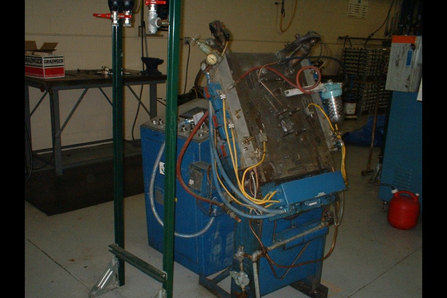 Detailed Pictures of Dynacast Multi-slide Hot Chamber Miniature Die Cast Machine DCMP-5011