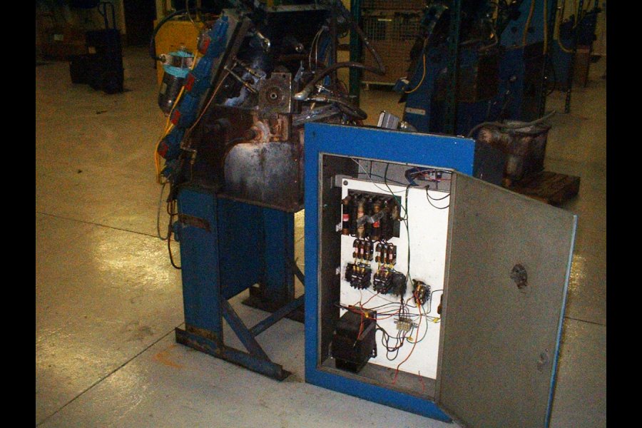 Detailed Pictures of Dynacast Multi-slide Hot Chamber Miniature Die Cast Machine DCMP-5011