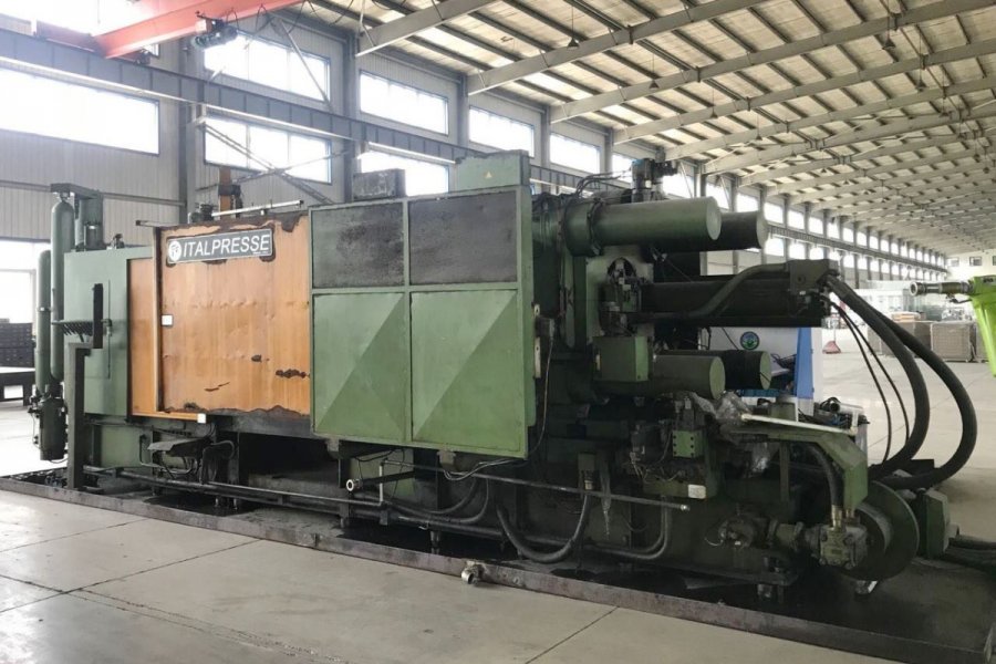 Detailed Pictures of Italpresse Cold Chamber Die Casting Machine DCMP-5012