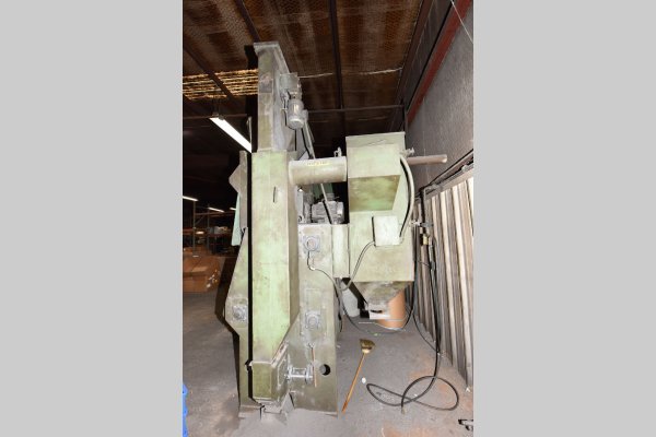 Image of Batch Type Rubber Belt Tumble Blast Abrasive Shot Blast & Peening Machine For_Sale DCM-5153