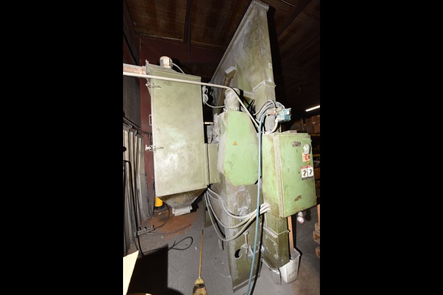 Detailed Pictures of Goff Steel Belt Tumble Shot Blast Machine DCMP-5153