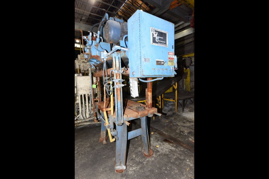 Detailed Pictures of Birch Trim Press Vertical Die Cast Trimming Press DCMP-5200