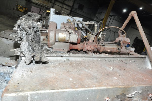 Detailed Pictures of Cal-Miser Low Energy Gas Heated Aluminum Holding Furnace DCMP-5307