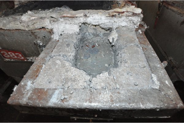 Detailed Pictures of Cal-Miser Low Energy Gas Heated Aluminum Holding Furnace DCMP-5307