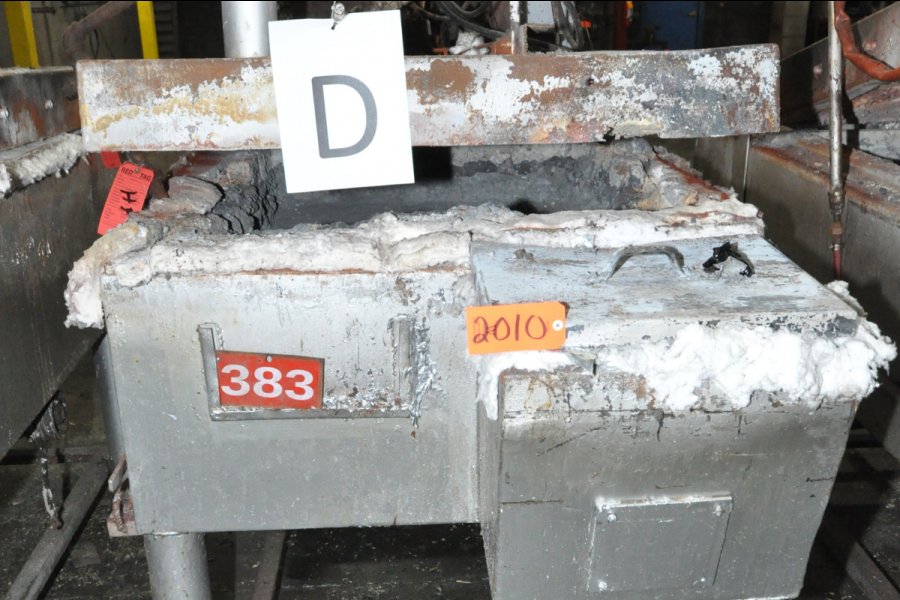 Detailed Pictures of Cal-Miser Low Energy Gas Heated Aluminum Holding Furnace DCMP-5307
