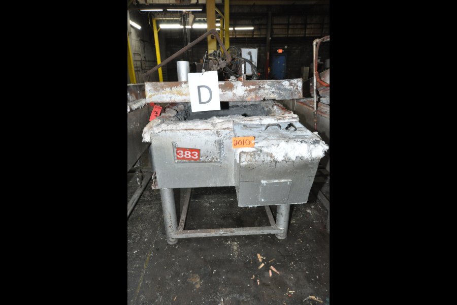 Detailed Pictures of Cal-Miser Low Energy Gas Heated Aluminum Holding Furnace DCMP-5307