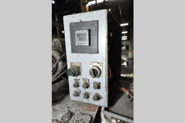 Detailed Pictures of Cal-Miser Low Energy Gas Heated Aluminum Holding Furnace DCMP-5308