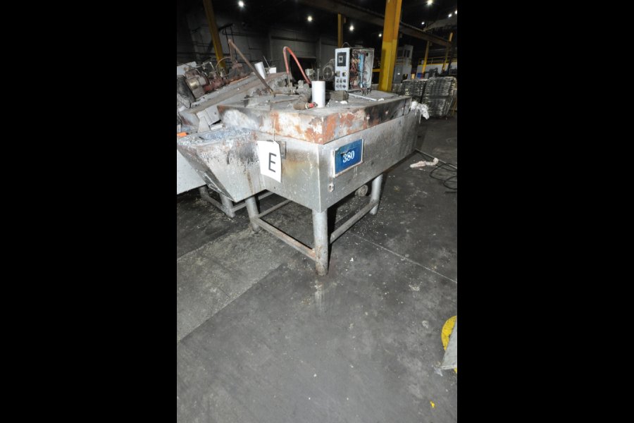 Detailed Pictures of Cal-Miser Low Energy Gas Heated Aluminum Holding Furnace DCMP-5308