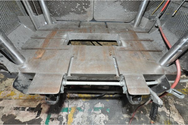 Detailed Pictures of Metal Mechanics Vertical Die Cast Trimming Press DCMP-5326