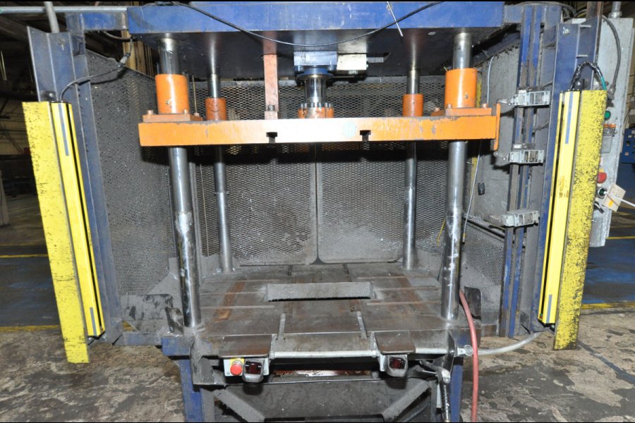 Detailed Pictures of Metal Mechanics Vertical Die Cast Trimming Press DCMP-5326