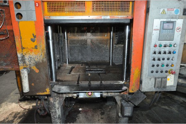 Detailed Pictures of Diesse Presse Vertical Die Cast Trimming Press DCMP-5327