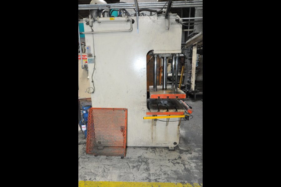 Detailed Pictures of Greenerd Gap Frame Hydraulic Trim Press DCMP-5329