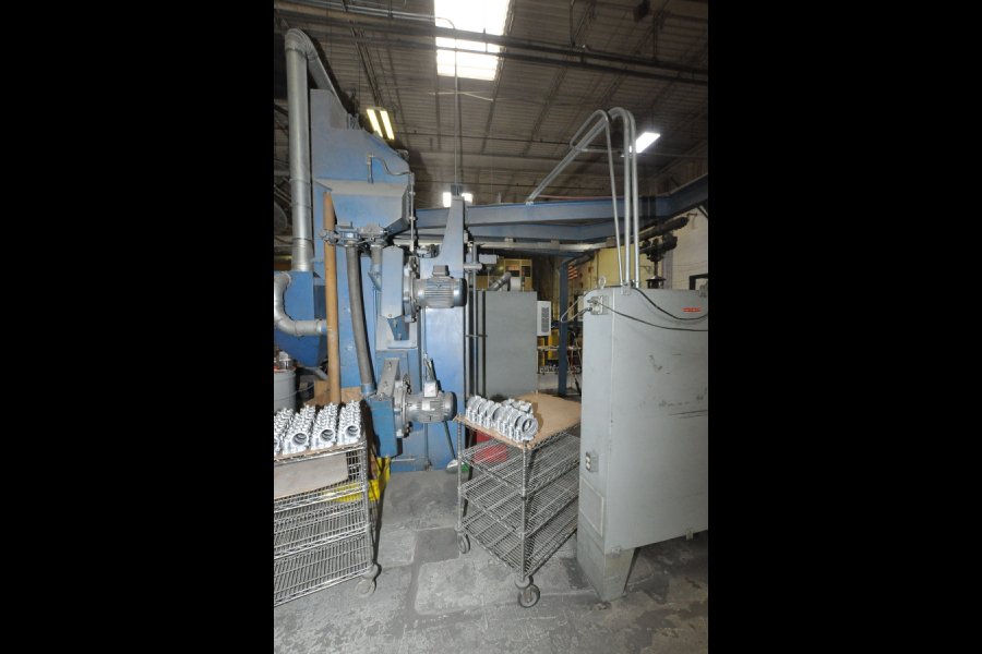 Detailed Pictures of Wheelabrator Spinner Hanger Shot Blast Machine DCMP-5357