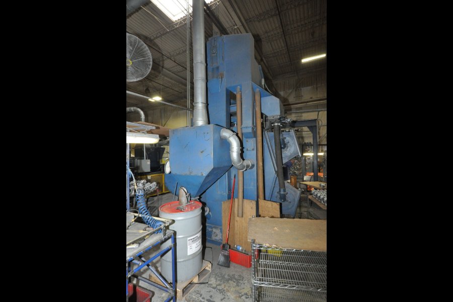 Detailed Pictures of Wheelabrator Spinner Hanger Shot Blast Machine DCMP-5357