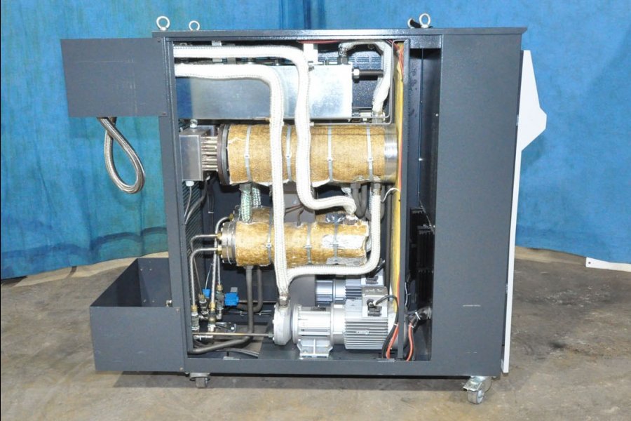Detailed Pictures of Regloplas Hot Oil Heater unit with Cooling Circuit DCMP-5428