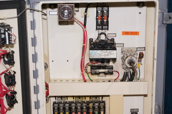 Detailed Pictures of Budzar Industries Negative Pressure Hot Oil Temperature Control Unit with Water Coling DCMP-5444