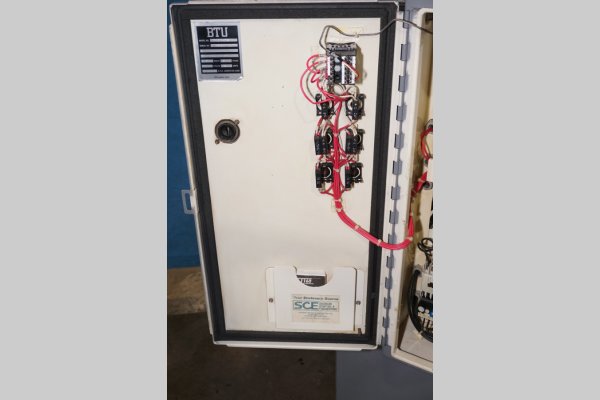 Detailed Pictures of Budzar Industries Negative Pressure Hot Oil Temperature Control Unit with Water Coling DCMP-5444