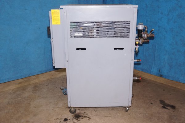 Picture of Budzar Industries Model 1NP-1815-GOLSP Negative Pressure Hot Oil Temperature Control Unit with Water Coling For_Sale DCM-5444