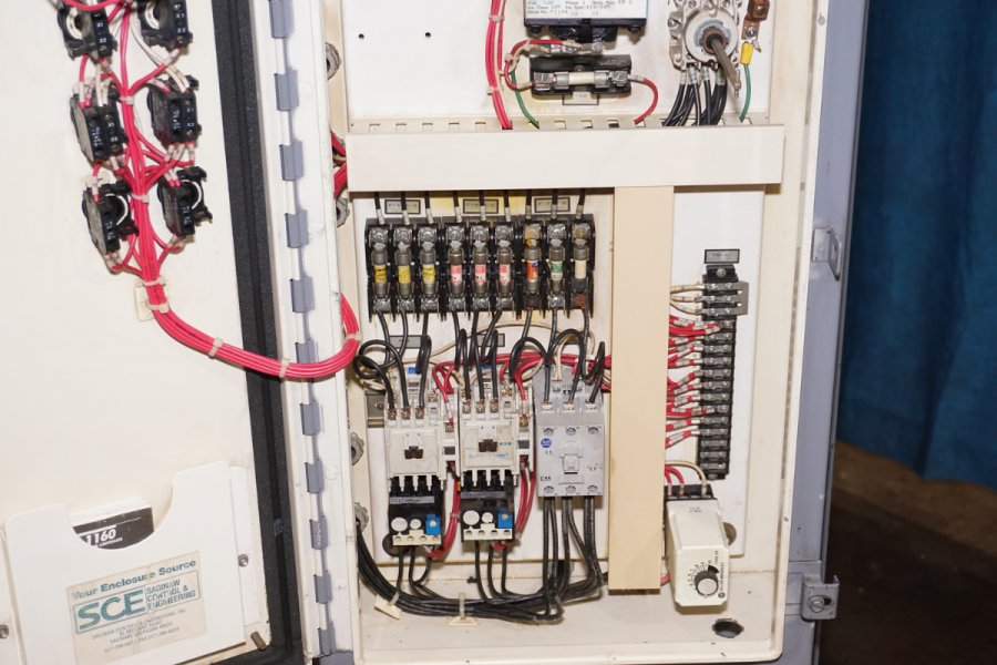 Detailed Pictures of Budzar Industries Negative Pressure Hot Oil Temperature Control Unit with Water Coling DCMP-5444