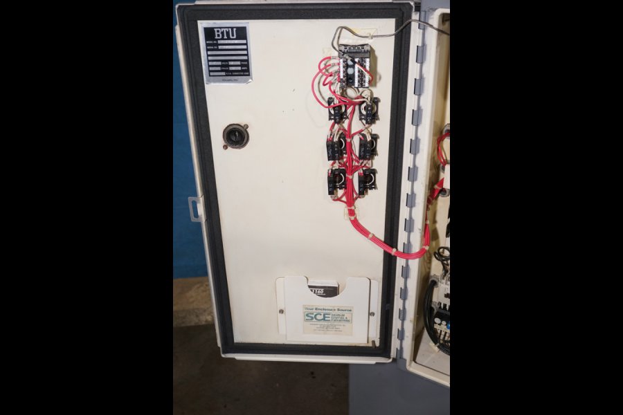 Detailed Pictures of Budzar Industries Negative Pressure Hot Oil Temperature Control Unit with Water Coling DCMP-5444
