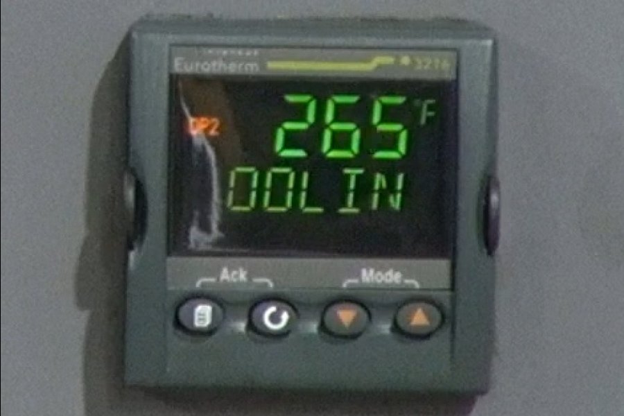 Detailed Pictures of Budzar Industries Negative Pressure Hot Oil Temperature Control Unit with Water Coling DCMP-5444
