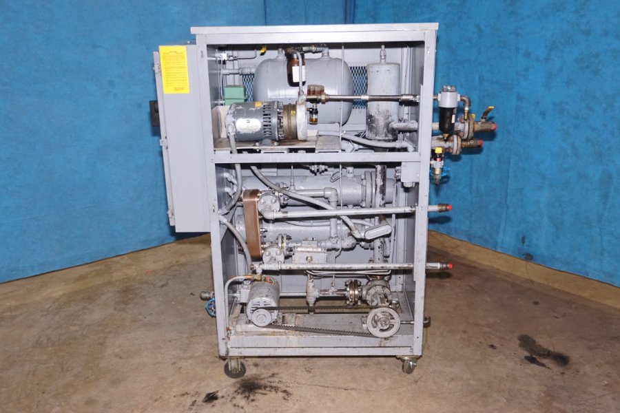 Detailed Pictures of Budzar Industries Negative Pressure Hot Oil Temperature Control Unit with Water Coling DCMP-5444