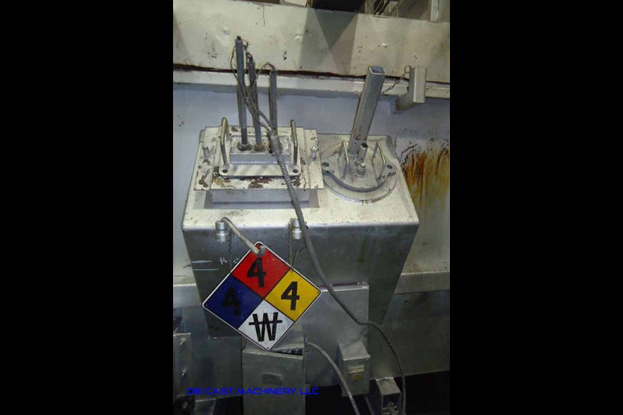 Detailed Pictures of Modern Equipment Stack Melting & Holding Furnace DCMP-5494