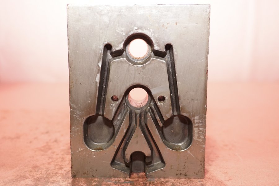 Detailed Pictures of Fondarex Vacuum Valve for Processing Die Casting DCMP-5549