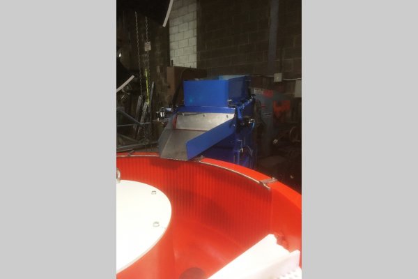 Image of Royson Engineering Model 20-CTV-IS Vibratory Bowl Finishing Machine For_Sale DCM-5598
