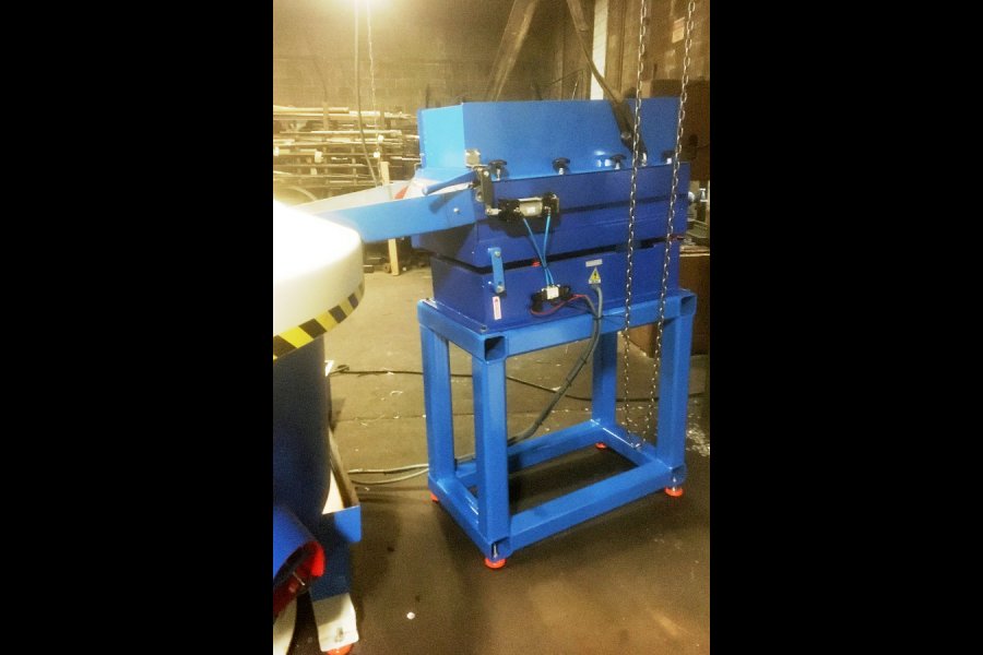 Detailed Pictures of Royson Engineering Vibratory Bowl Finishing Machine DCMP-5598