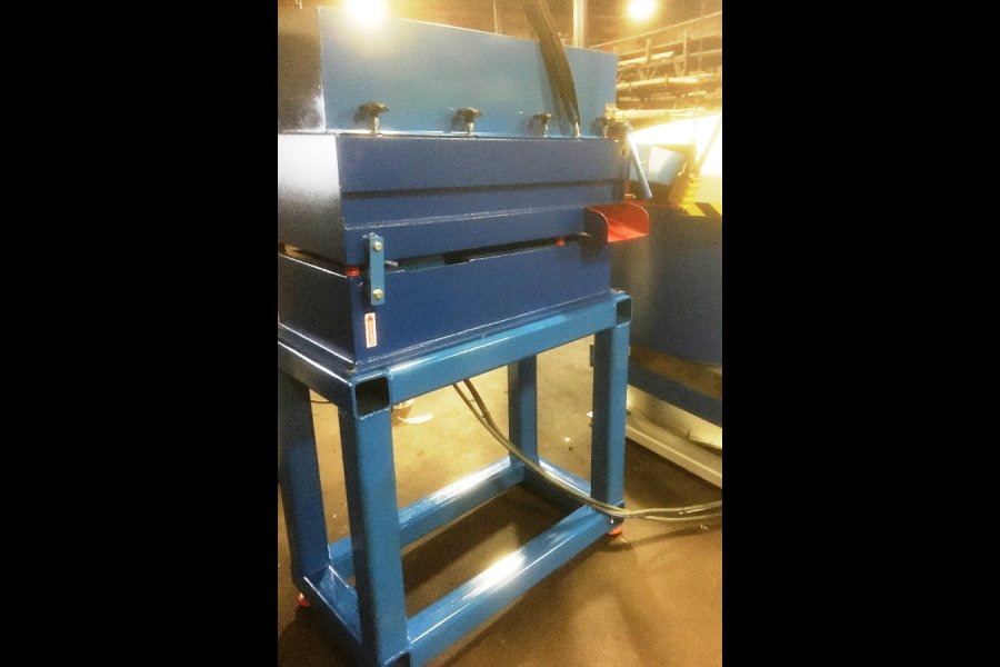 Detailed Pictures of Royson Engineering Vibratory Bowl Finishing Machine DCMP-5598