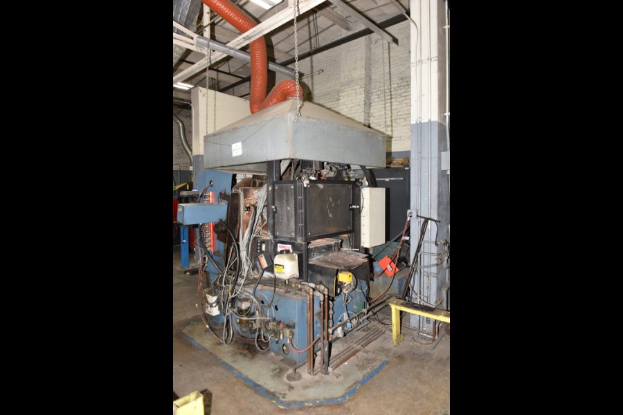 Picture of Techmire 44NTXR Multi-slide Hot Chamber Miniature Zinc (Zamak) High Pressure Die Casting Machine For_Sale DCMP-5600