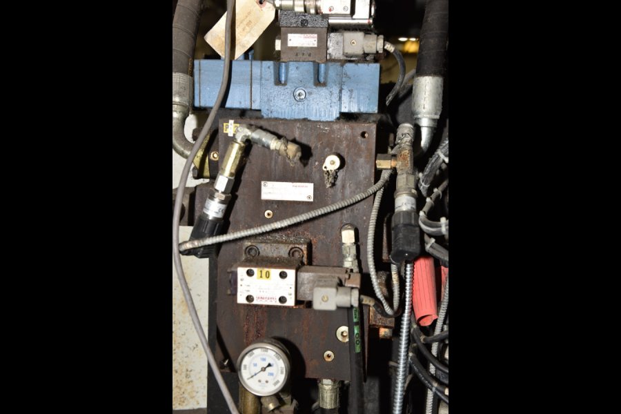 Detailed Pictures of Techmire Multi-slide Hot Chamber Miniature Die Cast Machine DCMP-5600