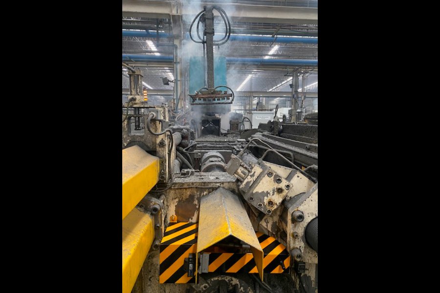 Detailed Pictures of HPM Cold Chamber Die Casting Machine DCMP-5623