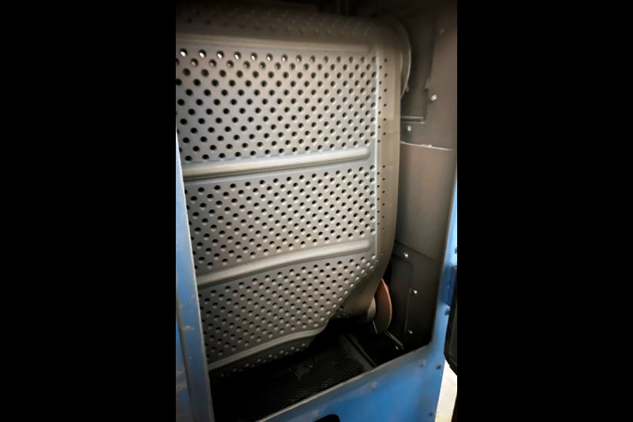 Detailed Pictures of Wheelabrator Steel Belt Tumble Shot Blast Machine DCMP-5633
