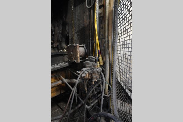 Detailed Pictures of HPM Cold Chamber Die Casting Machine DCMP-5638