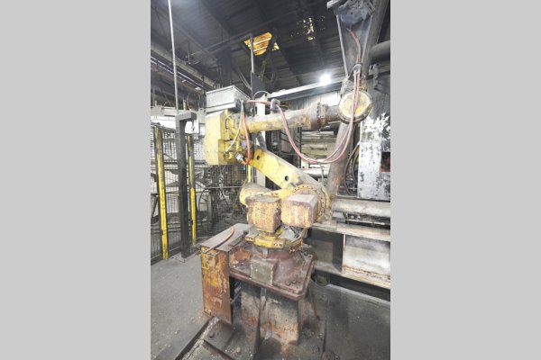 Detailed Pictures of HPM Cold Chamber Die Casting Machine DCMP-5638