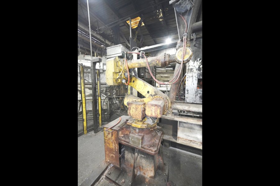 Detailed Pictures of HPM Cold Chamber Die Casting Machine DCMP-5638